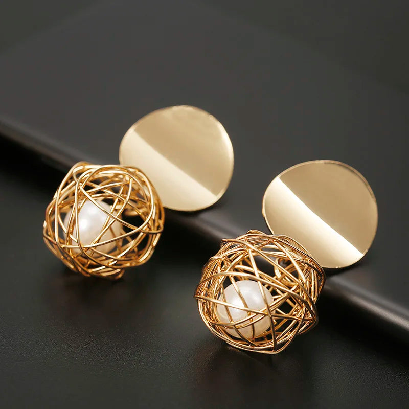 Earring Luxury Golden Metal Drop Earrings 2024 Women Fashionable Big Trendy Round Circle Ear Dangle Party Personality Vintage Jewelry