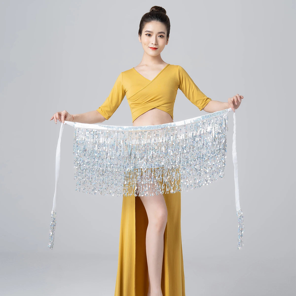 dancers
13 Colors Belly Dancing Tassels Hip Scarfs Women's Belt Accessories 4 Layers New Belly Dancer Belt Shinny Sequin Hip Scarf Lady