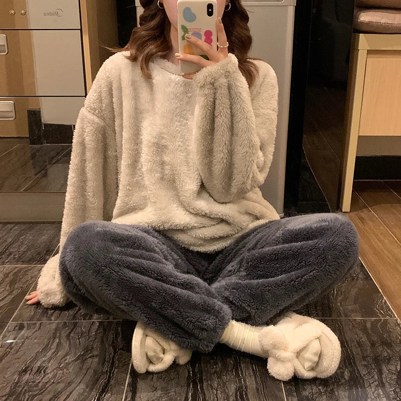 Winter Warm Sleepwear
Winter Fleece Women Pajamas Set Sleepwear Solid Velvet 2 Piece Pant Home Suit Fluffy Casual Warm Flannel Night Wear