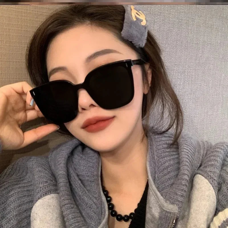 Women's Sunglasses New Fashion Sunglasses Women Brand Designer Retro Rectangle Sun Glasses Female Ins Popular Colorful Vintage Square Eyewear