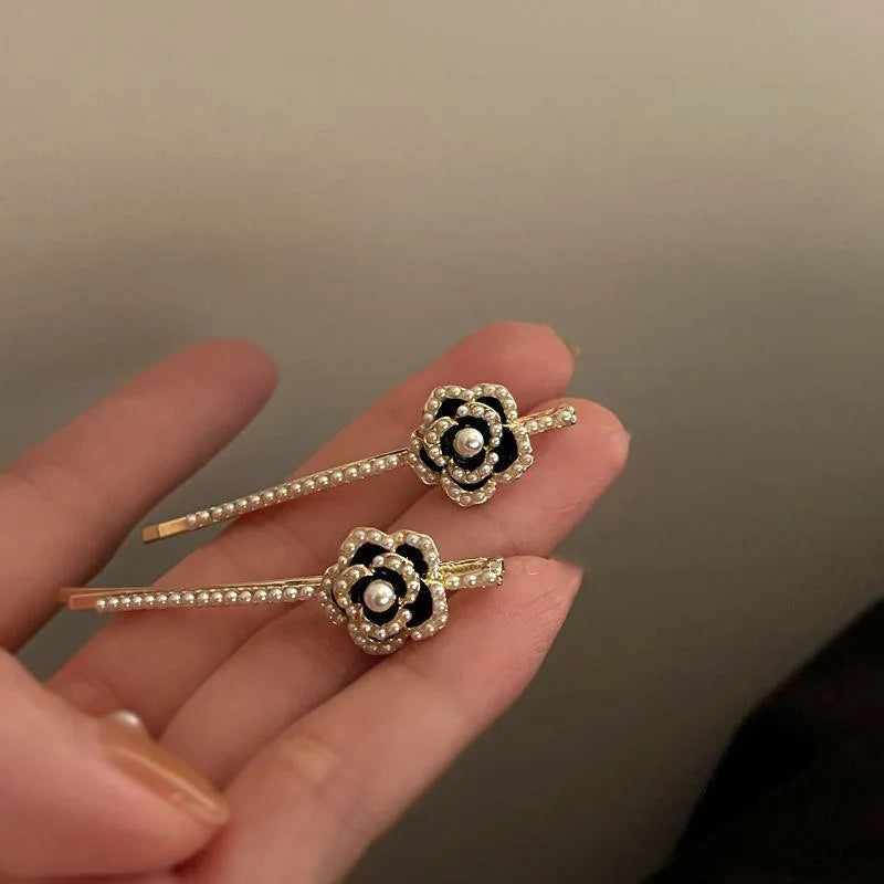 Elegant Look Pearl hairpin Black Flowers hair accessories trendy women's hairpin 2024 luxury designer hairpin
