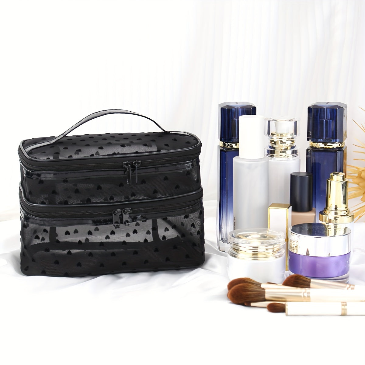Makeup bags & Storage
Chic Daisy Mesh Makeup Bag - Double-Layer, Large Capacity Cosmetic Organizer With Zippered Compartments