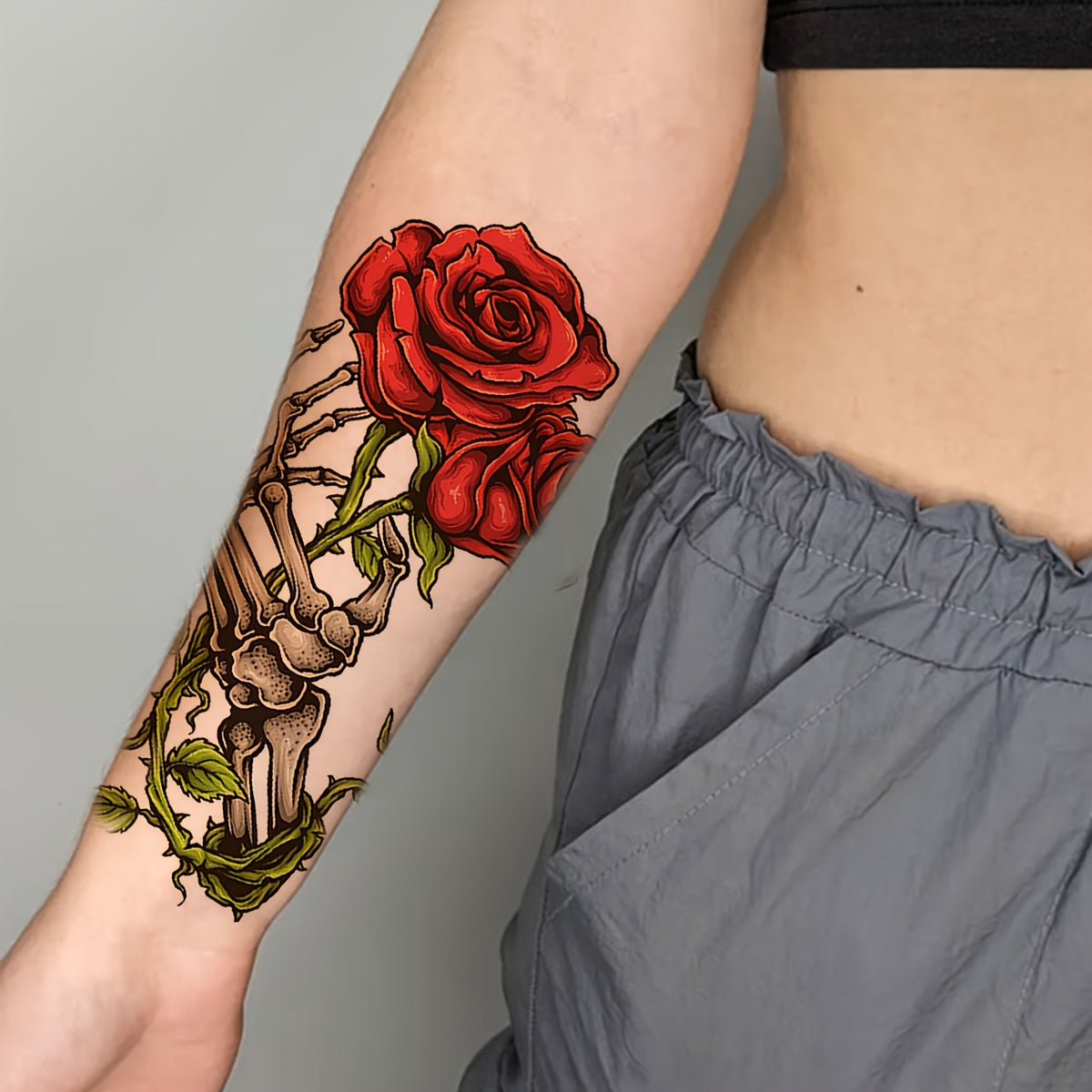 Temporary Tattoo Stickers, 1 Sheet, Halloween Cool Skeleton Hand with Roses Design, Realistic Waterproof Temporary Tattoos Lasting 1-3 Days, Oblong Shape