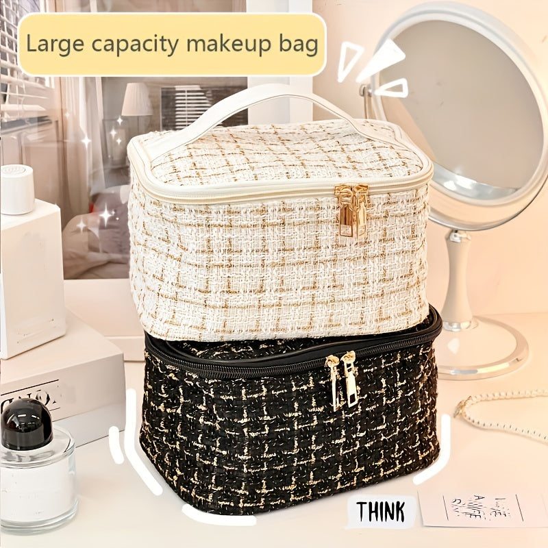 Makeup bags & Storage
Chic Large Capacity Makeup Bag For Women - Portable Cosmetic Organizer With Zipper, Ideal For Travel & Outdoor Use, Polyester, Non-Waterproof