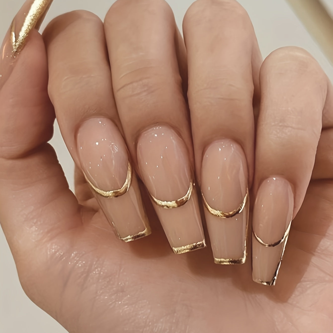 Nails
24pcs Golden Phnom Penh French Nails - Long Lasting Press On Coffin Artificial Nails for Women - Stick On Nails with Stunning Design