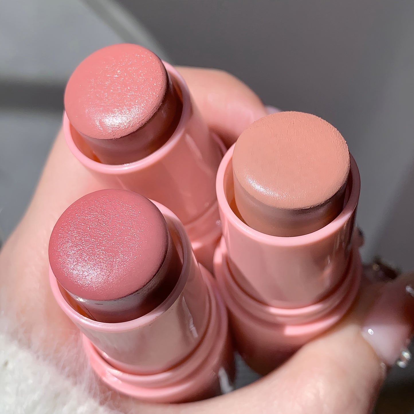 Makeup Cream Blush Stick With Low Saturation And Smooth Vitality, Waterproof Three-dimensional Brightening Skin Tone As A Base, Enhancing Color Rouge, Soft Fog And Matte Nature, A Valentine's Day Gift Mother's Day Gift