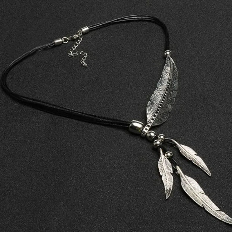 Necklaces Women New Bohemian Style Rope Chain Leaf Feather Pattern Pendant For Women Fine Jewelry Collares Statement Necklace EIG88