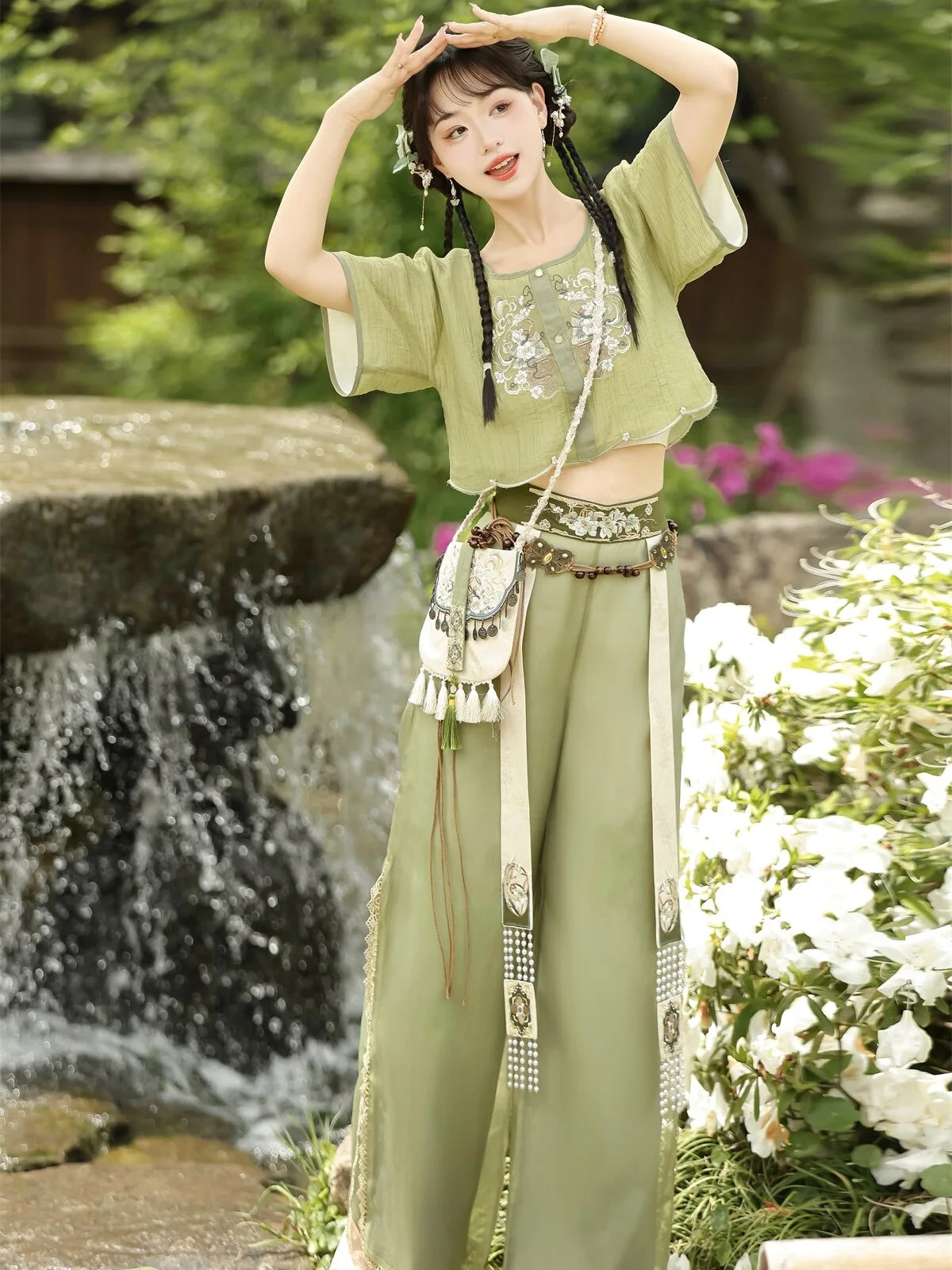 Exotic 
Improved New Chinese Song Blouse and Pants Dunhuang Kweichow Moutai Daily Exotic Style  Hanfu Performance Wear Shooting Photo