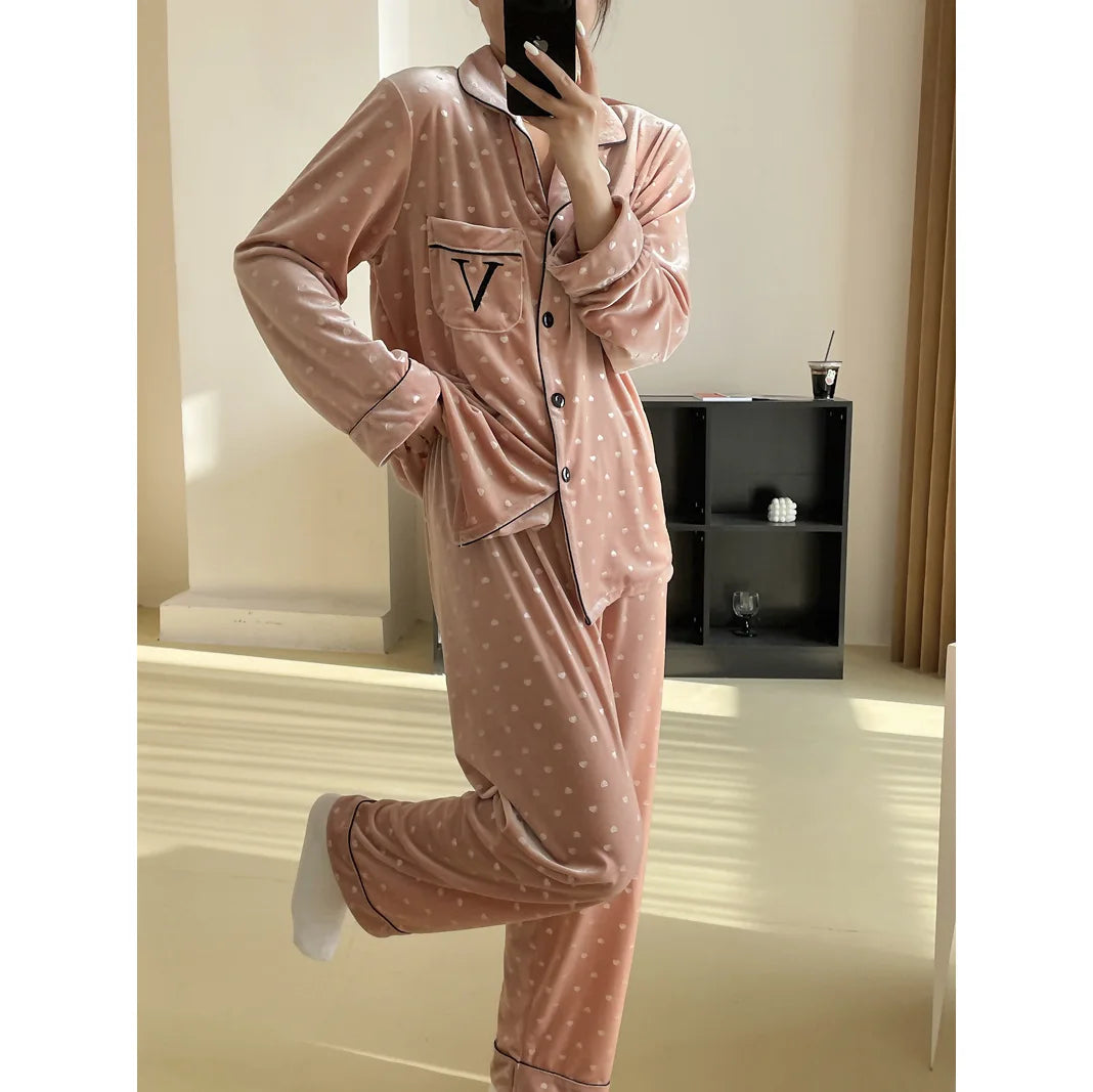 Winter Warm Sleepwear 
Warm Velvet Pajamas Set Long Sleeve Homewear Lady Elegant 2Pcs Top&pants Autumn Winter New Sleepwear Print Love Pyjamas Suit