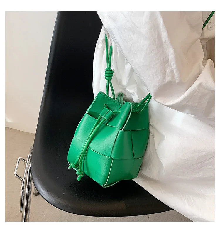 Handbags Fashion Weaving Pu Leather Bucket Bags For Women 2022 Designer Crossbody Shoulder Bags Soft Pu Leather Ladies Sling Bags