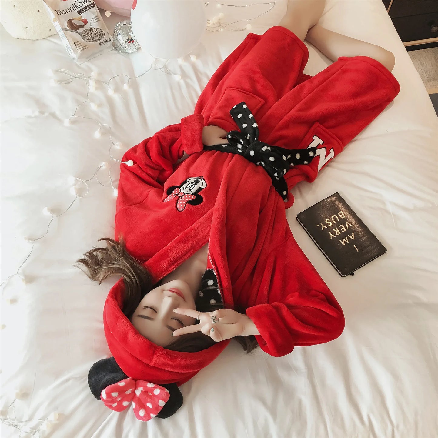 Winter Warm Sleepwear 
Disney minnie lady Pajamas Women Winter Thicken Long Sleeve Cartoon female Mickey robes Warm sleepwear Home clothing nightgowns