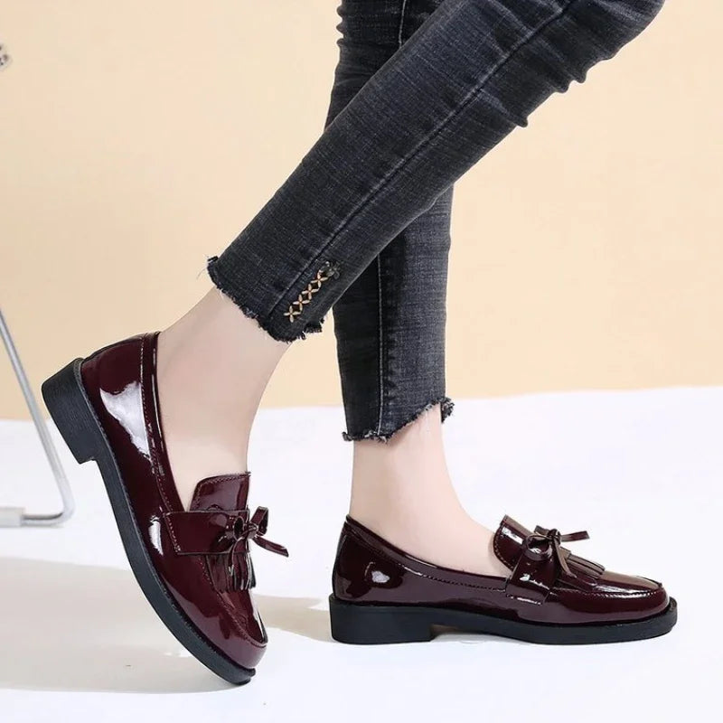 loafers Shoes Patent Leather Women Loafers British Tassel Casual Female Flat Shoes Bowknot Small Leather Shoe Comfortable Zapatos