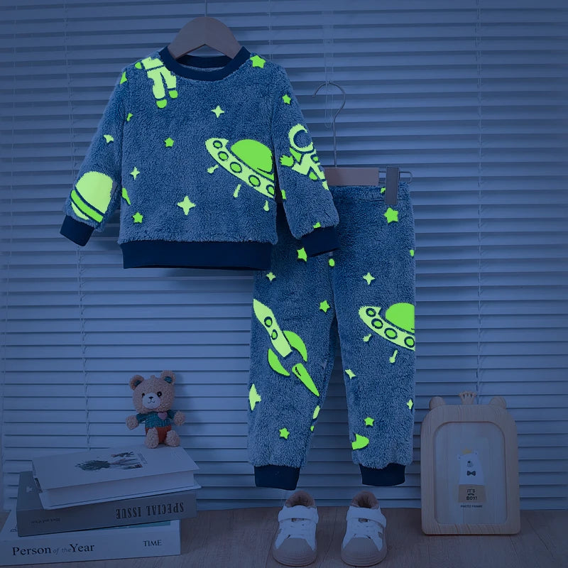 Winter Warm Sleepwear 
Baby Autumn/Winter Plush Night Fluorescent Home Fur Baby Warm Pajama Set Fashionable and Comfortable Child Accessories