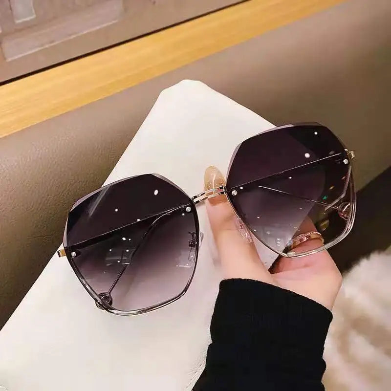 Women's Sunglasses Round Sunglasses Women Brand Designer Gradient Fashion Sun Glasses Female Rimless Metal  Oculos De Sol luxury designer