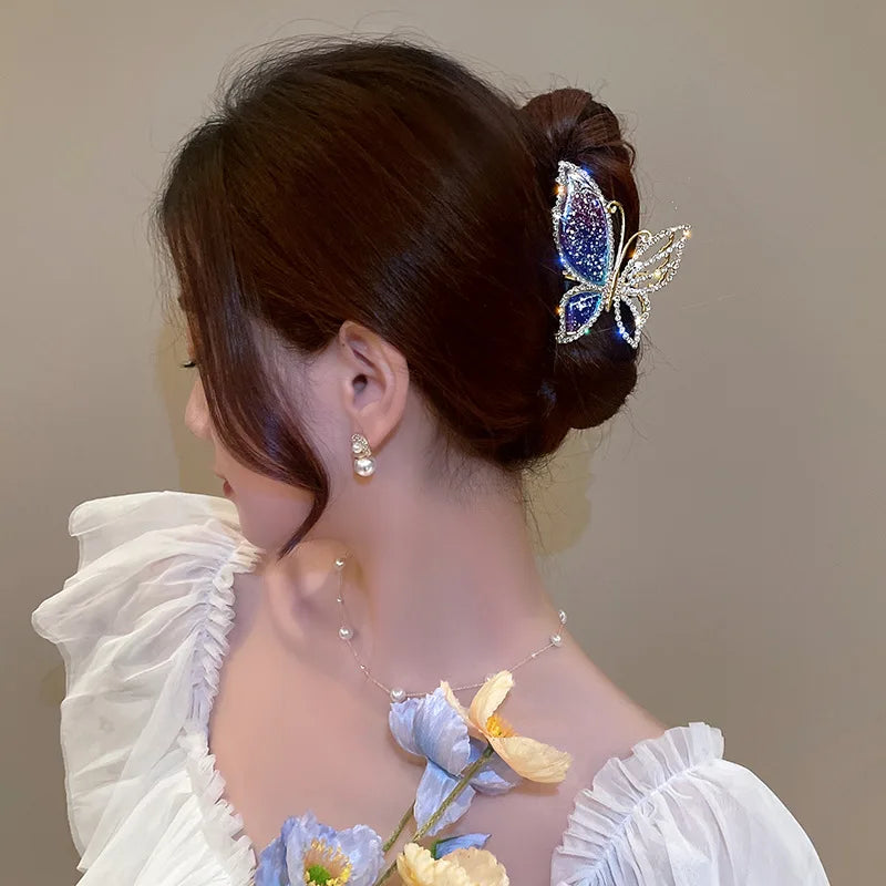 Elegant Look New Women's Crystal Butterfly Fashion Alloy Claw Clip Light Luxury Bright Diamond Girl Back Spoon Shark Clip Hair Accessories