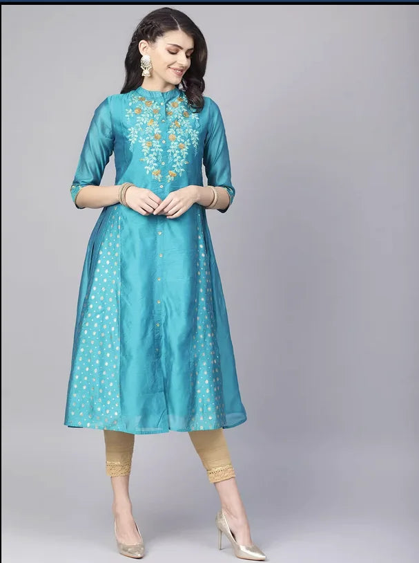 India and Pakistan Clothing 
Indian ethnic style women's clothing, silk embroidery, long standing neck, 3/4 sleeves