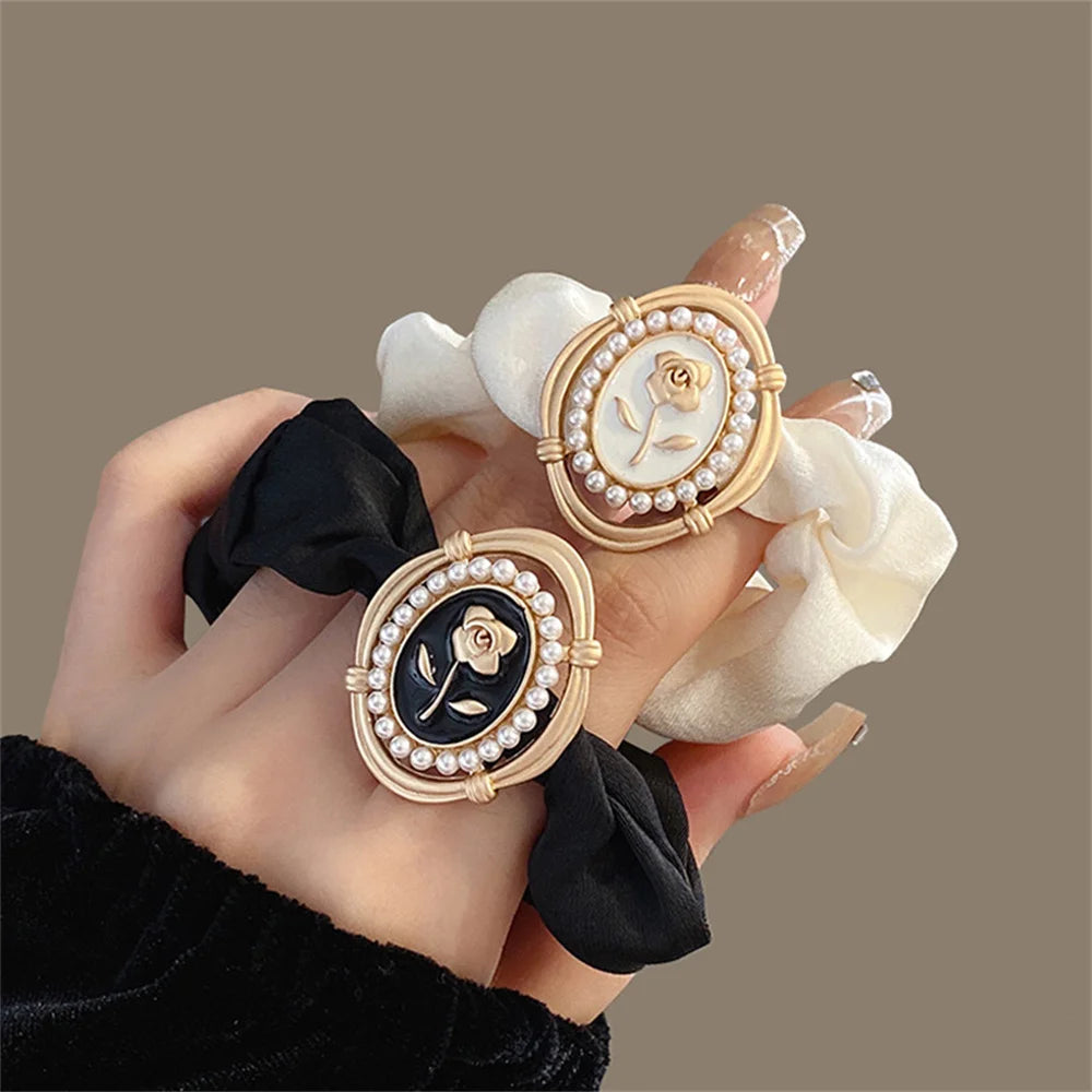 Elegant Look Luxury Brand Design Camellia Hair Tie Hair Band Fashion Rose Flower Rubber Band Headdress Ponytail Hair Accessories