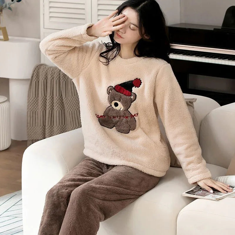 Winter Warm Sleepwear 
2PCS/Set Thickened Warm Fashion Autumn and Winter Pajamas Long-Sleeved Women Coral Velvet Cute Cartoon Grizzly Bear Comfortable