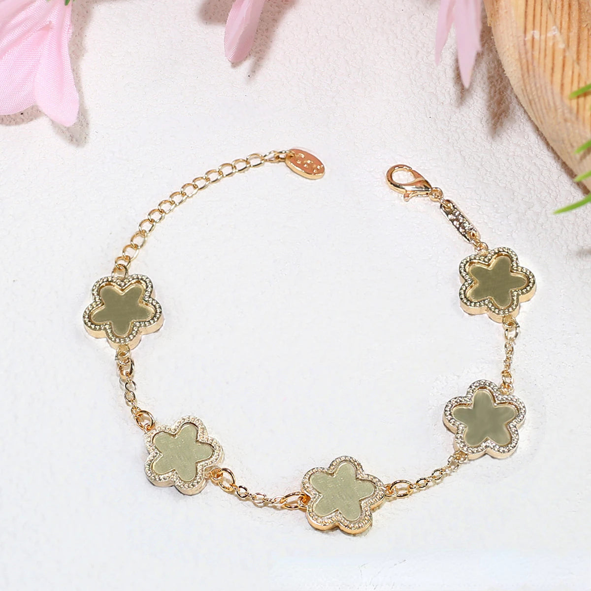 Bracelets Luxury Woman New Luxury Gold Plated Five Flower Charm Bracelet for Women Gift High Quality Colorful Clover Jewelry Birthday Girls Gifts