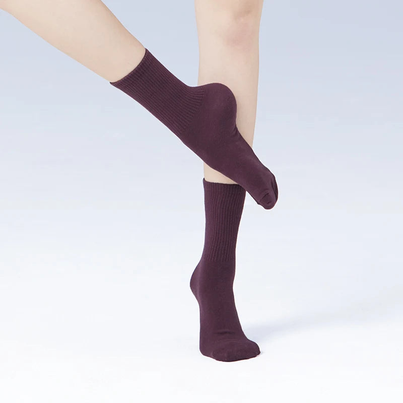 dancers  
Women Modern Dance Socks Professional Non-slip Dance Socks Classical Jazz Dance Practice socks Men Yoga Mid Tube Socks