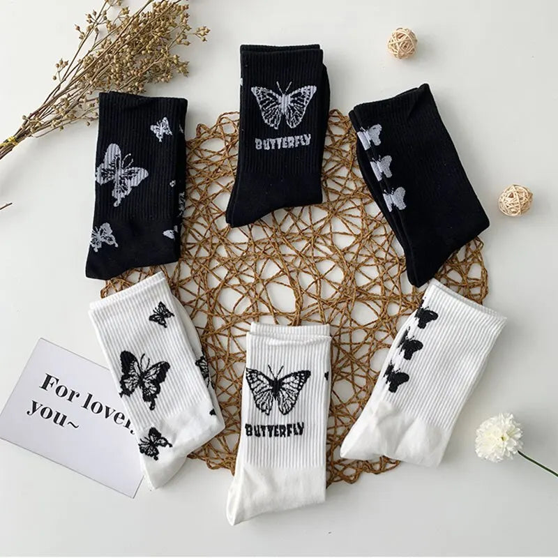 Stockings 
5 Pairs of Women's Mid Length Stockings Set in Black And White With Butterfly Pattern Popular and Versatile Sweat Absorption