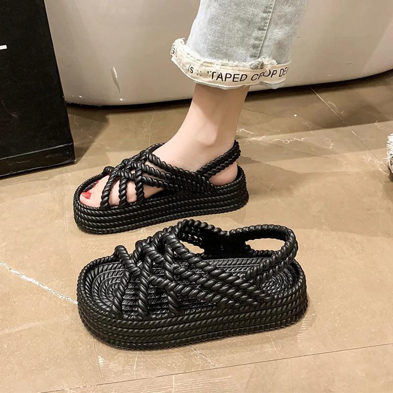 flat Shoes Women  New Summer Fashion Comfortable and Wear-resistant Thick-soled Beach Casual Sandals for WomenTrendy Heel Sandals