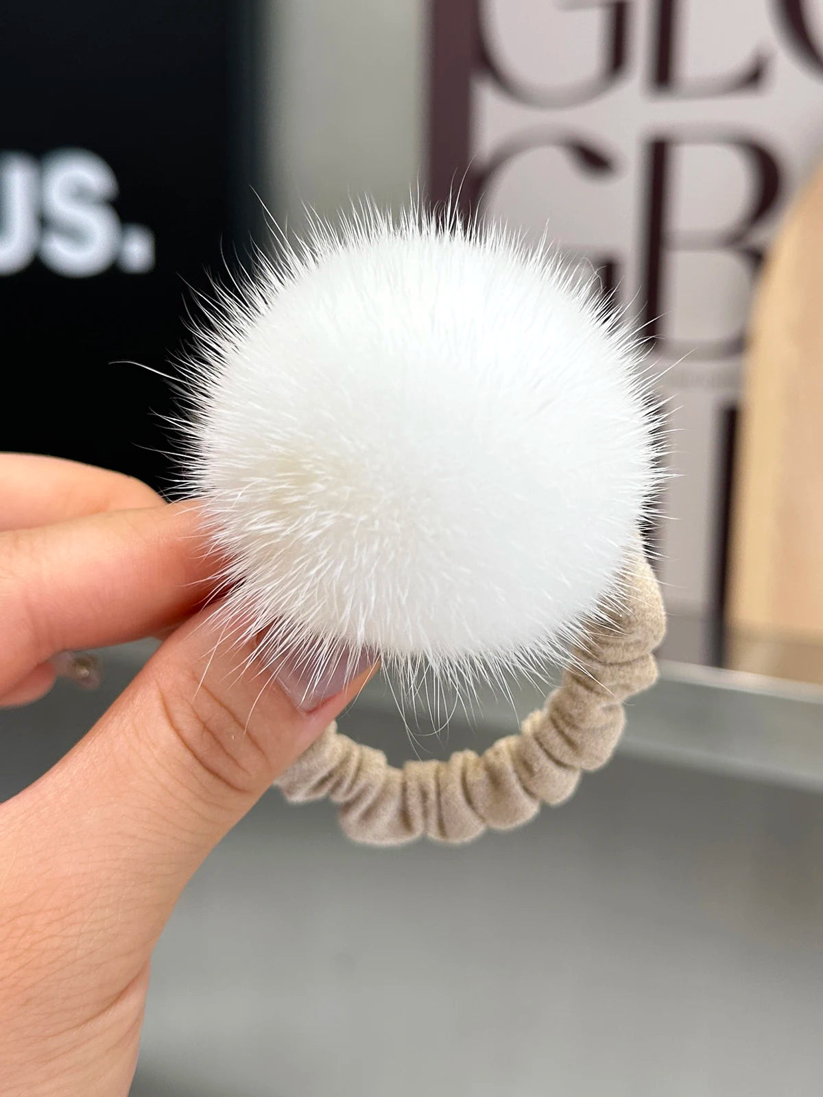 Elegant Look Hair Rope Real Mink Fur Ball Elastic Bands Woman Luxury Genuine Rubber Band Hair Ring Accessories Fur Fluffy Hair Ties Girls