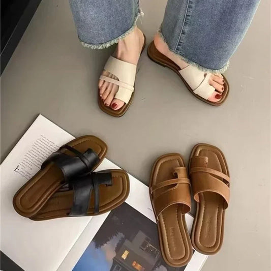 Flat Shoes Women  Summer Korean Brown Toe retraction Flat Shoes Vintage Simple Leather Ladies Women Walking Outdoor Beach Sandals