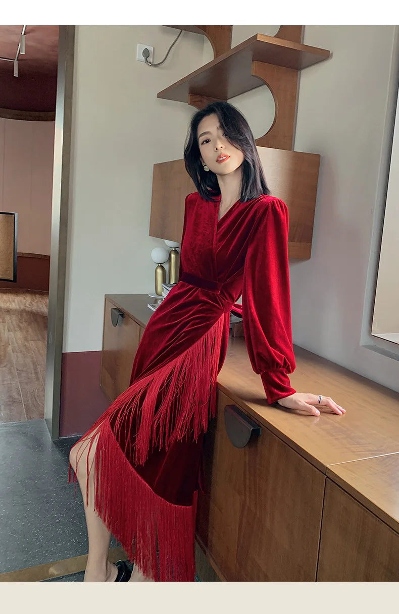 Winter Warm Sleepwear 
Elegant Burgundy Velour Nightgown Sexy Tassel Sleepwear Women Autumn Winter Nightwear Long Velvet Warm Homewear Loungewear