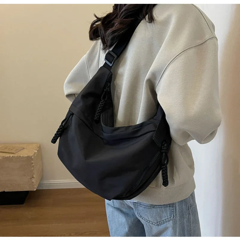 Handbags nylon Hobos crossbody bags Solid casual zipper women's bags 2024 fashion high quality on sale bolsa crossbody de cor sólida