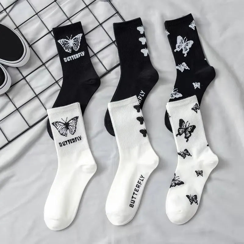 Stockings 
5 Pairs of Women's Mid Length Stockings Set in Black And White With Butterfly Pattern Popular and Versatile Sweat Absorption