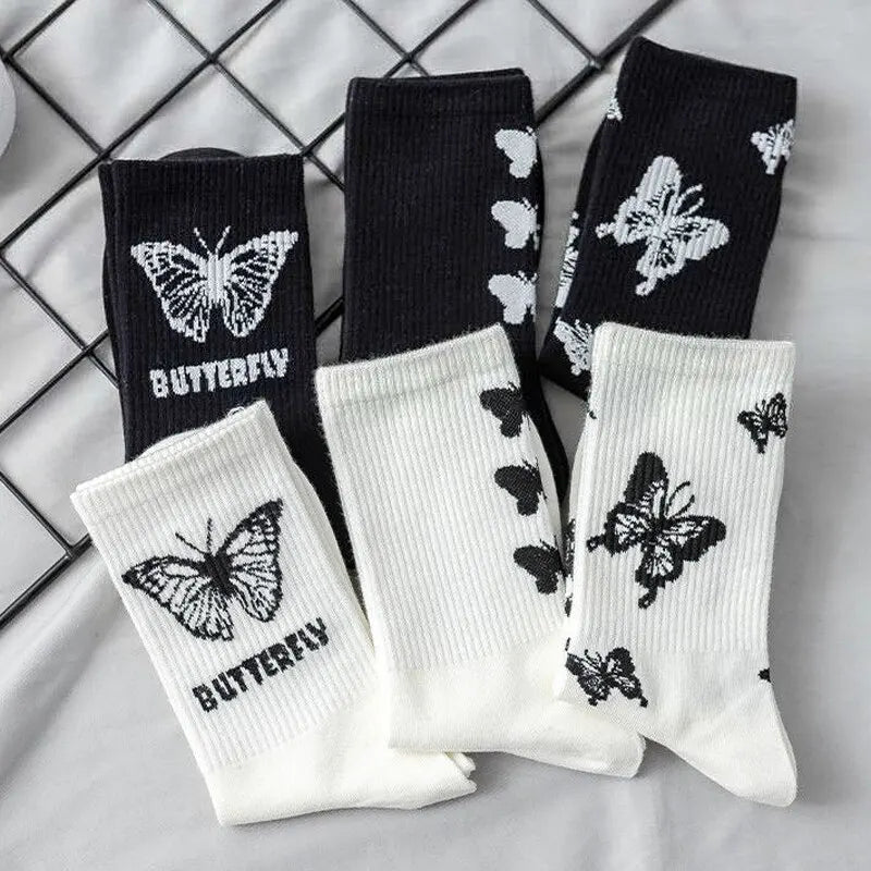 Stockings 
5 Pairs of Women's Mid Length Stockings Set in Black And White With Butterfly Pattern Popular and Versatile Sweat Absorption