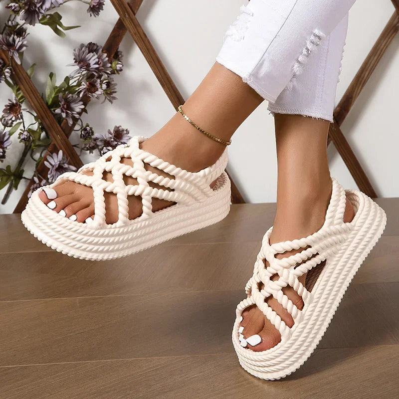 flat Shoes Women  New Summer Fashion Comfortable and Wear-resistant Thick-soled Beach Casual Sandals for WomenTrendy Heel Sandals