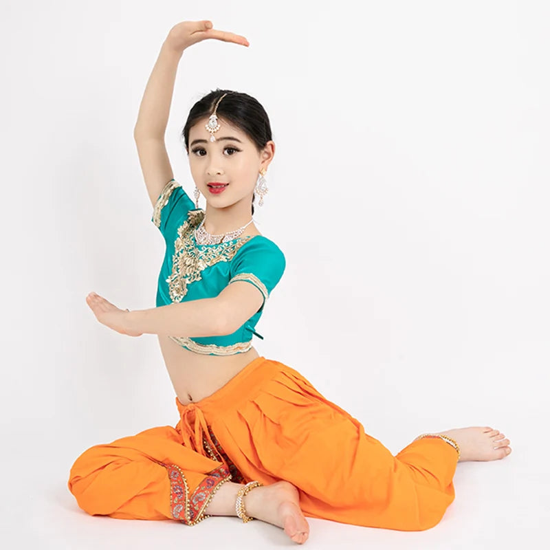 India and Pakistan Clothing 
India Sarees Children Performance Set Cloth Girl Ethnic Lehenga Choli Belly Dancing Suits Two Pieces Blouse Pants