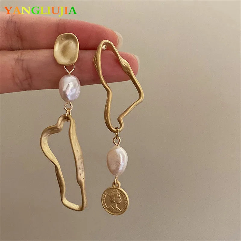 Earring  Asymmetric Long Baroque Pearl Earrings French Style Retro Fashion Temperament Luxury Jewelry Woman Party Accessories