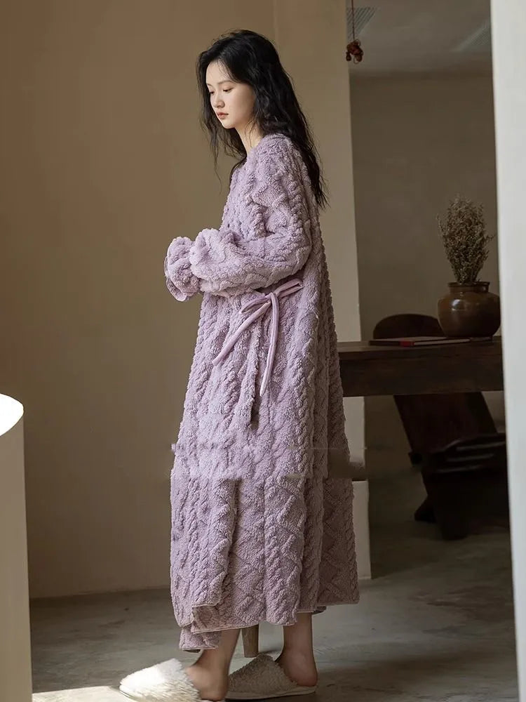 Winter Warm Sleepwear 
Korean style Thick Warm Elegant Flannel Nightgowns Women Simple Gentle Tender Fluffy Heating Nightdress Winter Soft Sleepwear