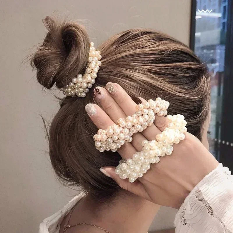 Elegant Look Girls Scrunchies Luxury Big Elegant White Pearl Hair Ties Beads Rubber Bands Ponytail Holders Hair Accessories Elastic Hair Band