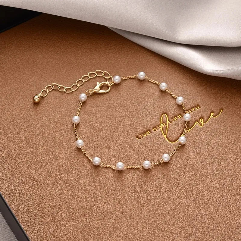 Bracelets Luxury Woman New Korean Fashion Yellow Daisy Flower Bracelets for Women Charm Gold Color Pearl Beaded Chains Bangles Luxury Jewelry Girl Gift