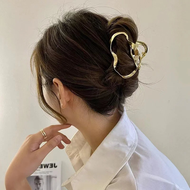 Elegant Look Fashion Elegant Gold Color S-shaped Metal Hairpins Hair Claw For Women Girls Korean Hair Clips Ponytail Clip Hair Accessories