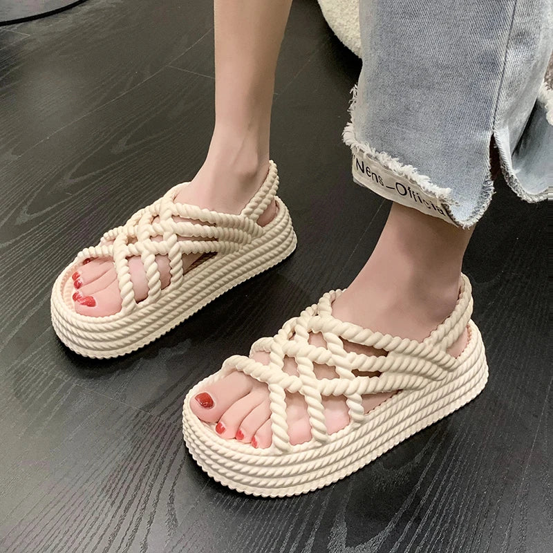 flat Shoes Women  New Summer Fashion Comfortable and Wear-resistant Thick-soled Beach Casual Sandals for WomenTrendy Heel Sandals