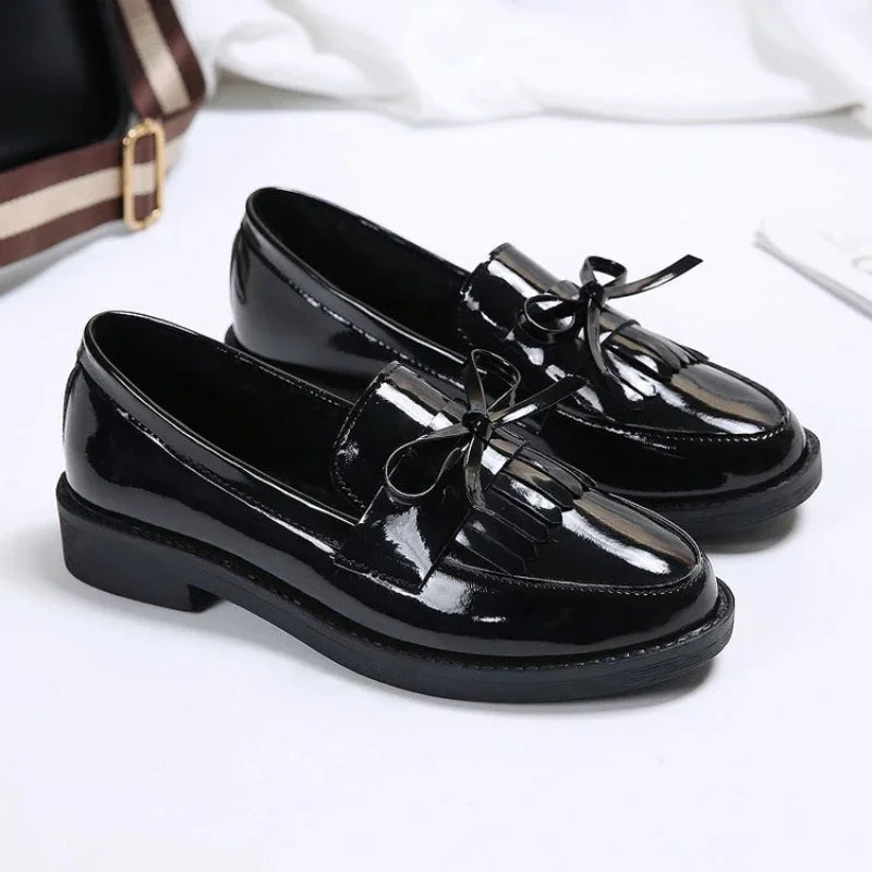 loafers Shoes Patent Leather Women Loafers British Tassel Casual Female Flat Shoes Bowknot Small Leather Shoe Comfortable Zapatos