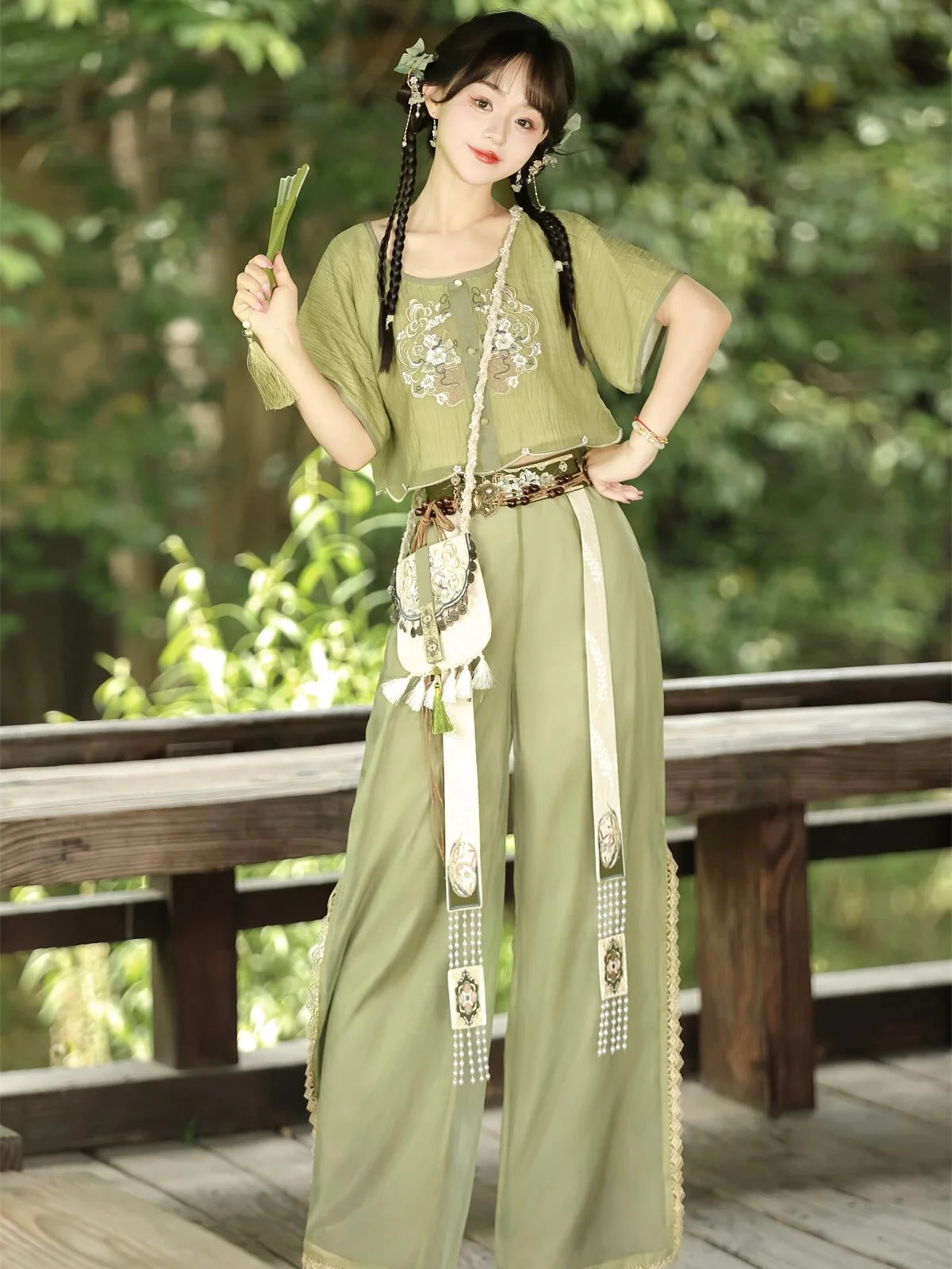 Exotic 
Improved New Chinese Song Blouse and Pants Dunhuang Kweichow Moutai Daily Exotic Style  Hanfu Performance Wear Shooting Photo