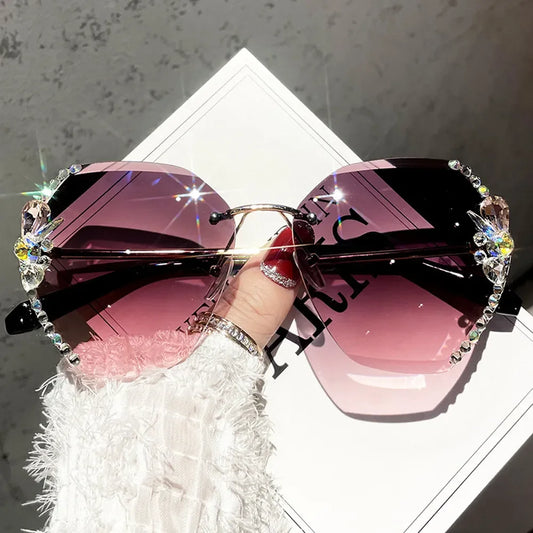 Women's Sunglasses Luxury Brand Design Vintage Rimless Rhinestone Sunglasses Women Men Fashion Gradient Lens Sun Glasses Shades for Female