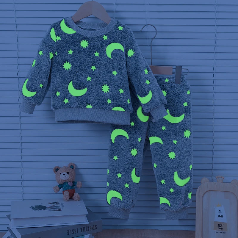 Winter Warm Sleepwear 
Baby Boys Autumn/Winter Plush Night Fluorescent Home Fur Baby Warm Pajama Set Fashionable and Comfortable Child Accessories